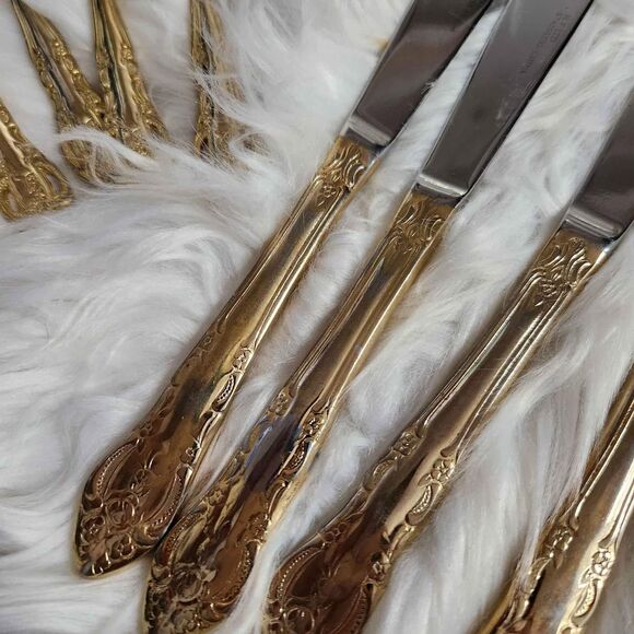 8 serving set 24k Hampton Versailles silverware - Picture 4 of 5